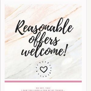 Bundle for discounts!👚